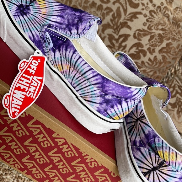 Vans Men’s Classic Slip-On New Age Purple Tie Dye Sneakers - Picture 15 of 16